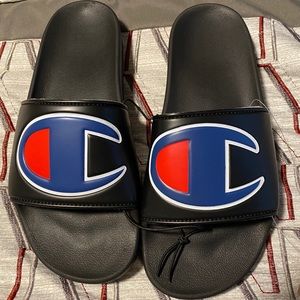 NEW Champion Slides Size 11 Left